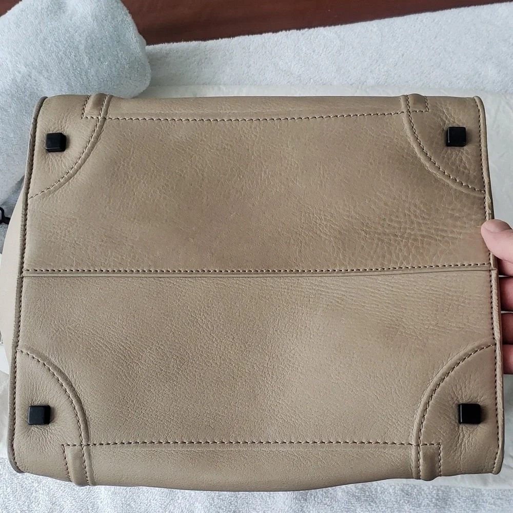 CÉLINE  LUGGAGE MICRO  LARGE SIZE 🔥 😍 - Picture 13 of 16